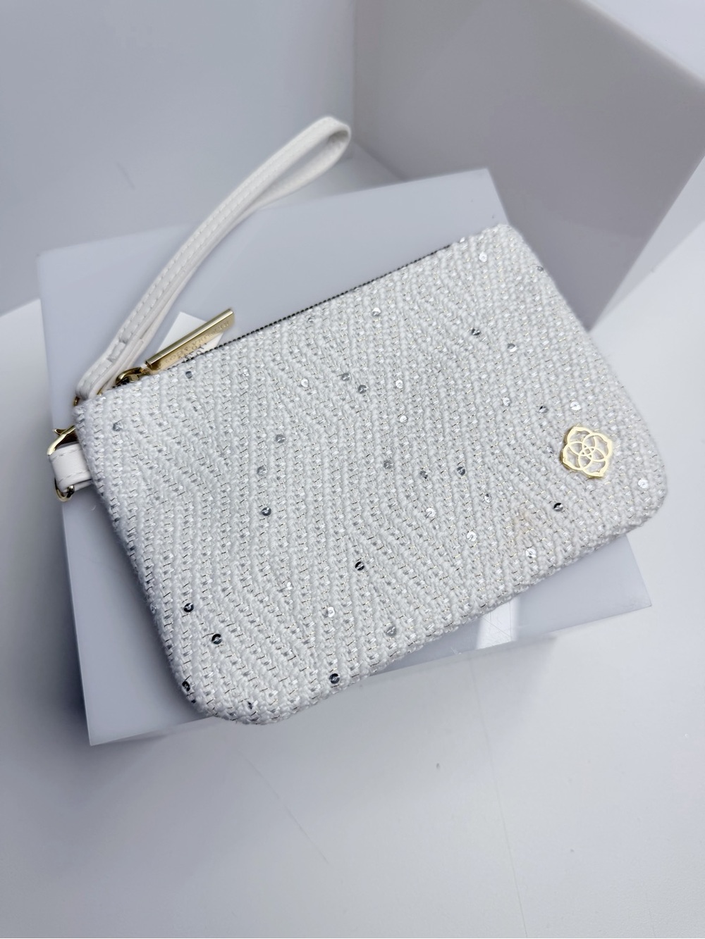 NWT Kendra Scott Cream Sequin Tweed Pouch Wristlet